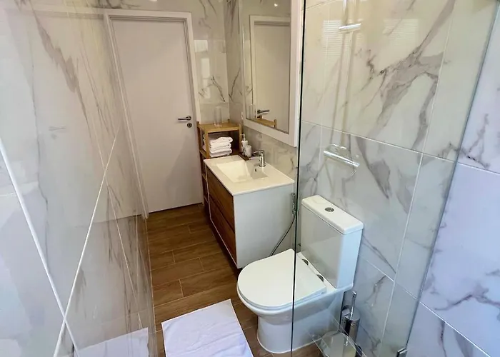 Luxurious Art Design - Graca Lisboa